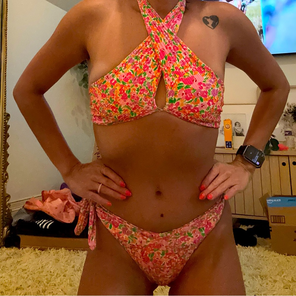 For love & lemons swimsuit - Picture 8 of 8